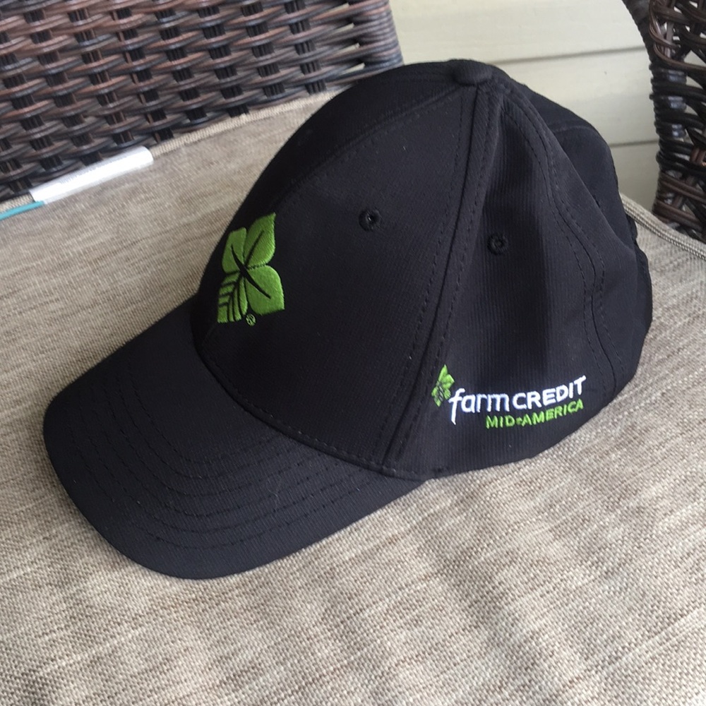 Black Farm Credit Hat